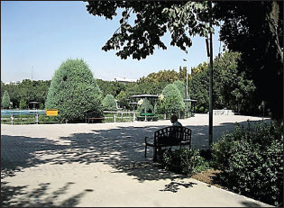 Pl. V. Laleh Park